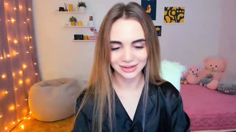 Snapshot of mellifluoustess chatting on January 9, 11:45 pm Tessa online show from January 9, 11:45 pm