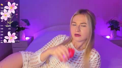 Mellina online show from September 21, 9:19 pm