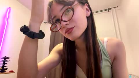 mellisa999 online show from May 15, 9:44 pm