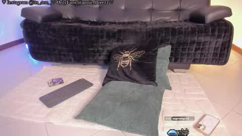 Ann online show from October 16, 12:10 am