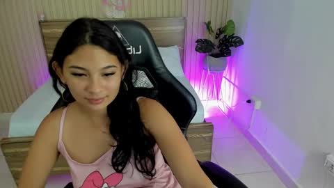 Melody  online show from March 3, 3:32 pm