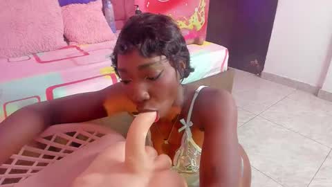 Mixie online show from November 5, 11:01 am