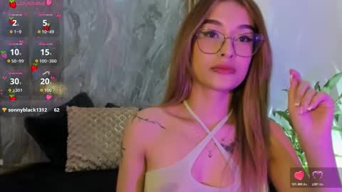 melodylanee online show from October 17, 11:25 am