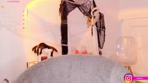 Melissa online show from October 23, 10:54 pm