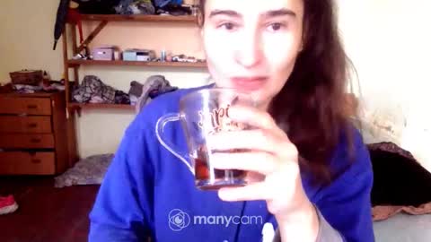 Snapshot of memorningdew chatting on October 27, 5:51 am Yummygirl online show from October 27, 5:51 am