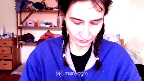 Snapshot of memorningdew chatting on December 3, 7:16 am Yummygirl online show from December 3, 7:16 am