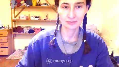 Snapshot of memorningdew chatting on December 7, 5:54 am Yummygirl online show from December 7, 5:54 am