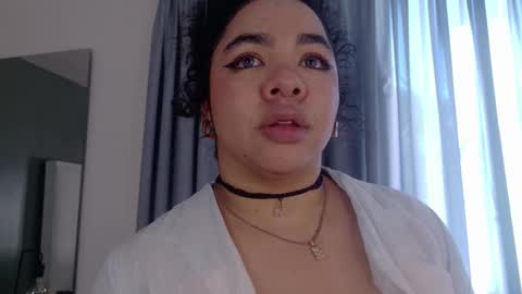  Memphis Williams  online show from November 17, 7:49 pm