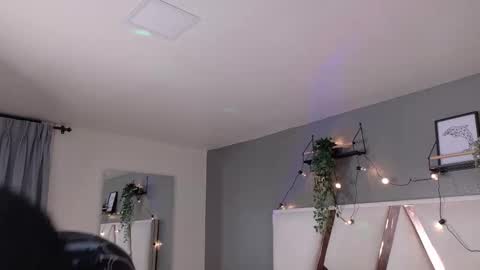  Memphis Williams  online show from October 30, 3:29 am