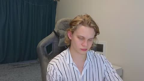 Mickey online show from January 14, 5:45 pm