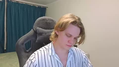 Mickey online show from February 24, 5:53 pm