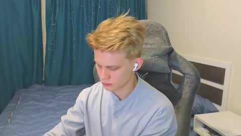 Mickey online show from September 17, 3:59 pm