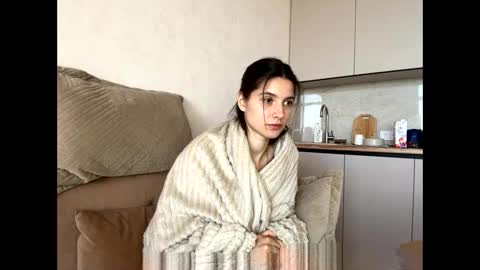LEVA online show from April 28, 4:11 pm