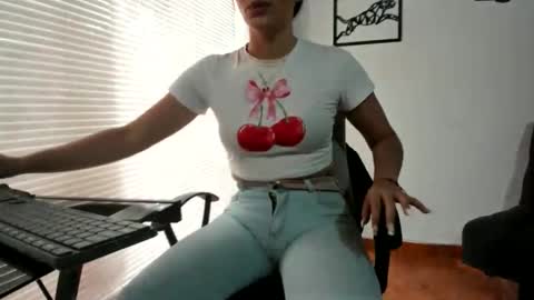 Merlina online show from October 28, 6:09 pm