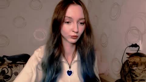 mermaidvibestides online show from November 4, 10:22 pm