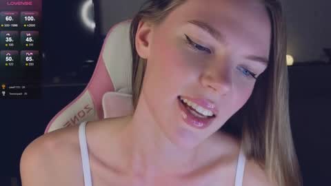 Susan online show from December 6, 6:00 pm