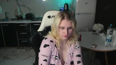 Merty online show from April 16, 9:39 pm