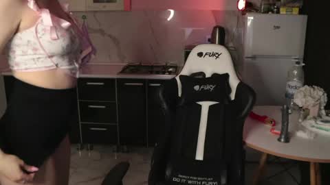 Merty online show from April 2, 9:22 pm