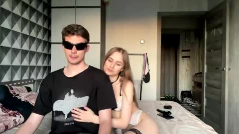 Johnny and Hailey online show from May 28, 12:47 pm
