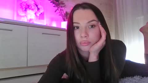 meryfoxxx online show from February 2, 6:48 pm