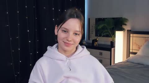 Lollita online show from March 2, 11:07 am