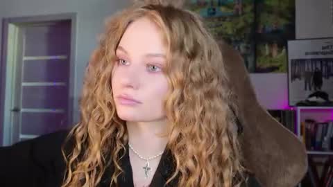 Eva online show from August 4, 1:07 pm
