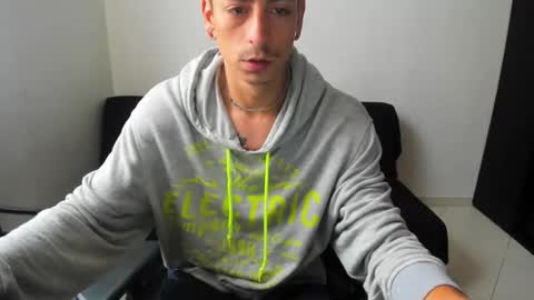 Snapshot of methodicxxx chatting on February 16, 12:32 pm xxxxxxxxxmethodicxxxxxxxxx online show from February 16, 12:32 pm