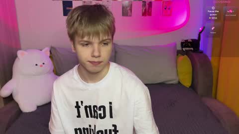 Arthur online show from March 31, 9:26 pm