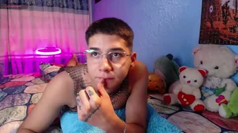 Jhon online show from April 28, 1:36 am