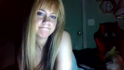 mezzy69 online show from January 7, 9:36 am