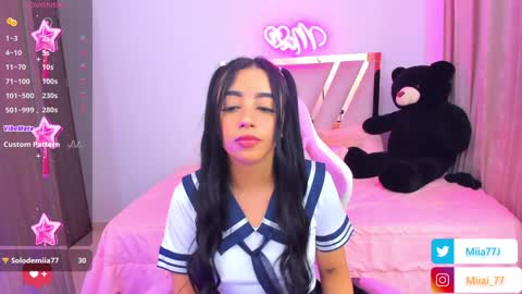 Mia online show from December 22, 3:00 am