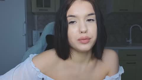 Mia online show from February 27, 12:46 am