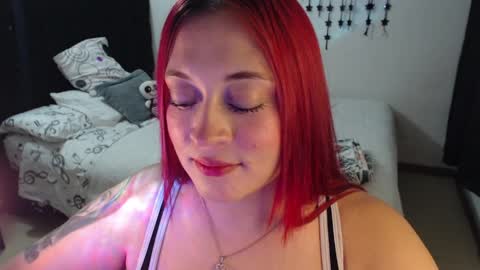 mia online show from April 1, 1:50 am