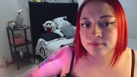 mia online show from July 26, 2:31 am