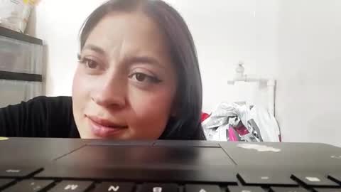 mia online show from March 4, 9:32 pm