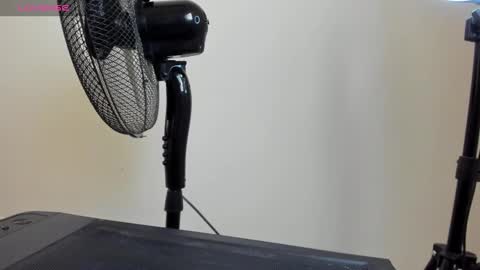 mia_babys online show from January 21, 6:43 am