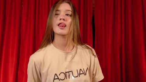 Mia Benett  online show from April 4, 12:39 am