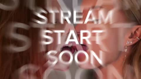 Mia and friends online show from May 9, 2:01 pm