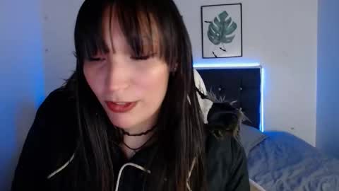 MIA online show from November 25, 2:54 am