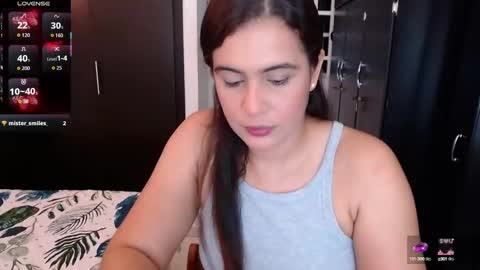 Snapshot of mia_danielsx chatting on October 5, 2:09 am Mia online show from October 5, 2:09 am