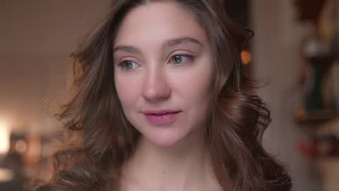 Mia online show from September 30, 4:39 pm