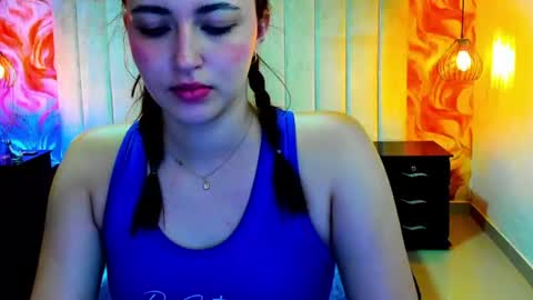 mia_ferrer18 online show from June 22, 12:56 pm