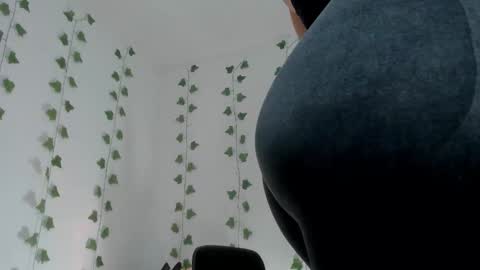 MIA online show from February 20, 9:28 pm