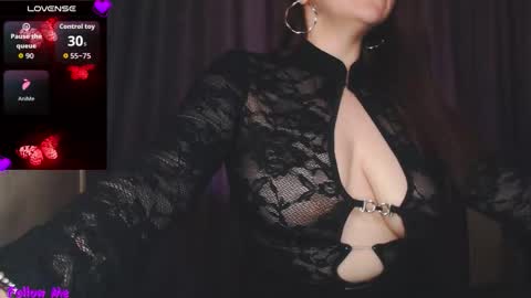 MiaJoy online show from November 16, 11:01 am