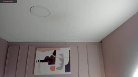 Mia online show from October 11, 3:55 am