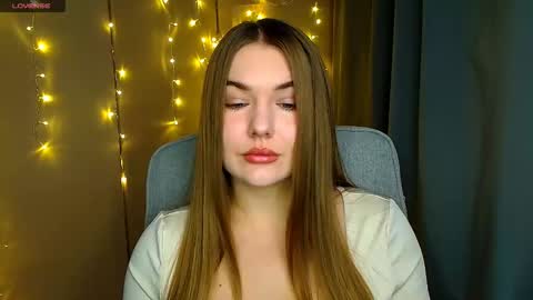 mia_lemm online show from October 20, 9:03 am