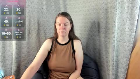 mia_lores online show from September 16, 7:33 am
