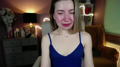 Mia online show from February 21, 8:18 am