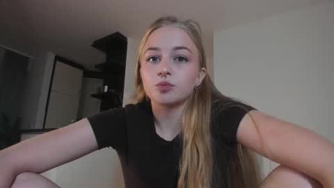 Mia here Appreciate your support online show from October 18, 4:11 pm