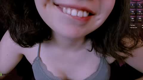 mia_mooon_ online show from May 16, 10:36 am